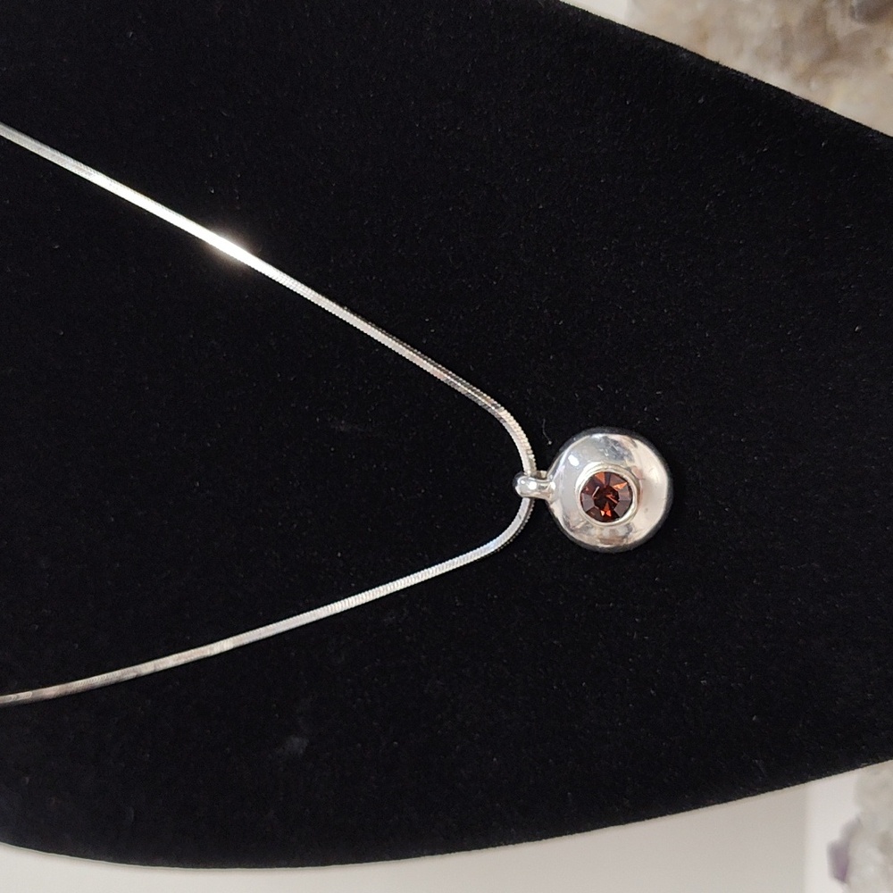 Miriam Salat Sterling Silver Faceted Amber Glass Crystal Round Pendant Necklace - Picture 12 of 12